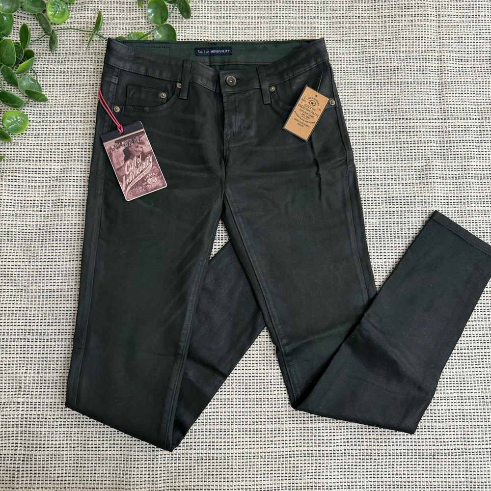 Cult of individuality Women's Green waxed skinny jeans Size 25